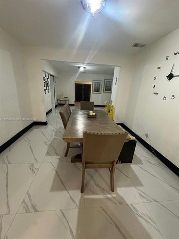 18041 NW 3rd Ave, Miami Gardens, FL 33169