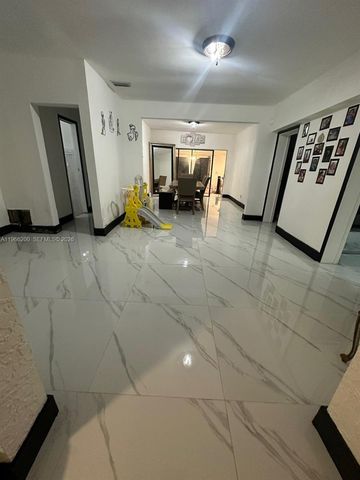 18041 NW 3rd Ave, Miami Gardens, FL 33169