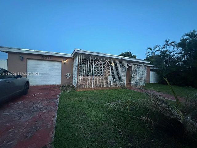 18041 NW 3rd Ave, Miami Gardens, FL 33169