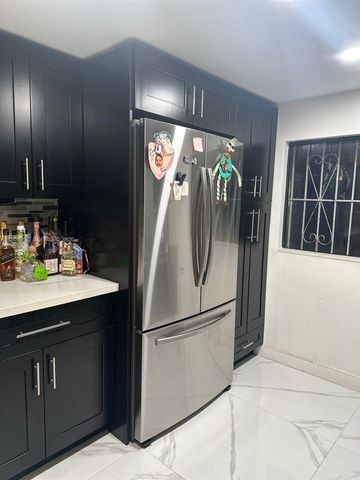 18041 NW 3rd Ave, Miami Gardens, FL 33169