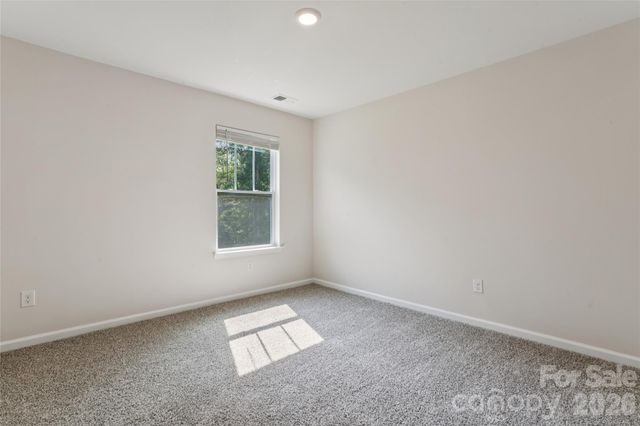 132 Scotsway Court, Troutman, NC 28166