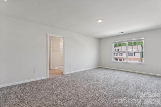 132 Scotsway Court, Troutman, NC 28166