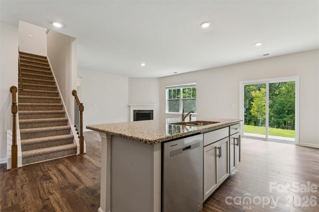132 Scotsway Court, Troutman, NC 28166