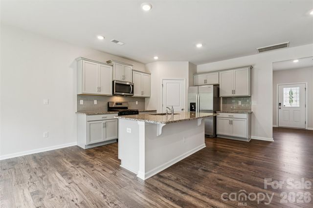 132 Scotsway Court, Troutman, NC 28166