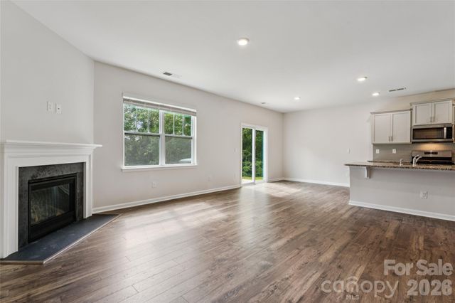132 Scotsway Court, Troutman, NC 28166