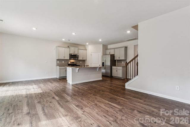 132 Scotsway Court, Troutman, NC 28166