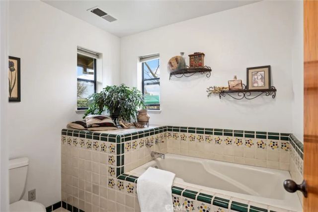 792 Rebecca Court, Chico, CA 95973