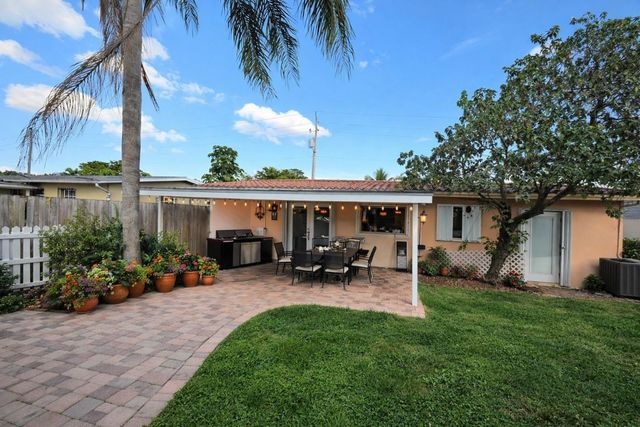 1017 SW 22nd Terrace, Fort Lauderdale, FL 33312