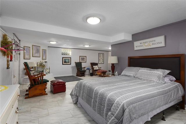 9700 E 82nd Terrace, Raytown, MO 64138