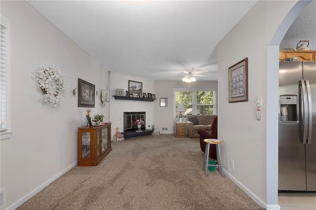 9700 E 82nd Terrace, Raytown, MO 64138