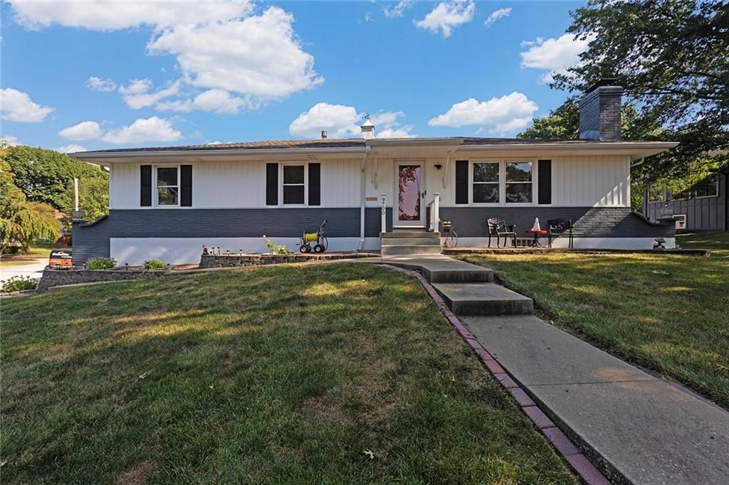 9700 E 82nd Terrace, Raytown, MO 64138