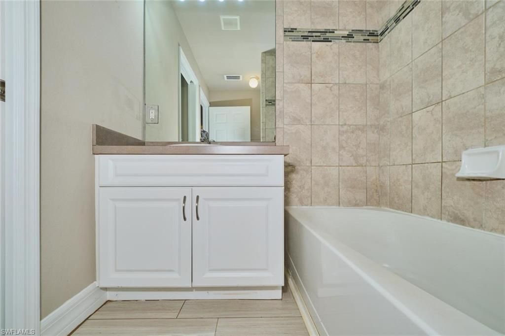 Image 28 of property listing at 235 SW 12th ST, Cape Coral, FL 33991