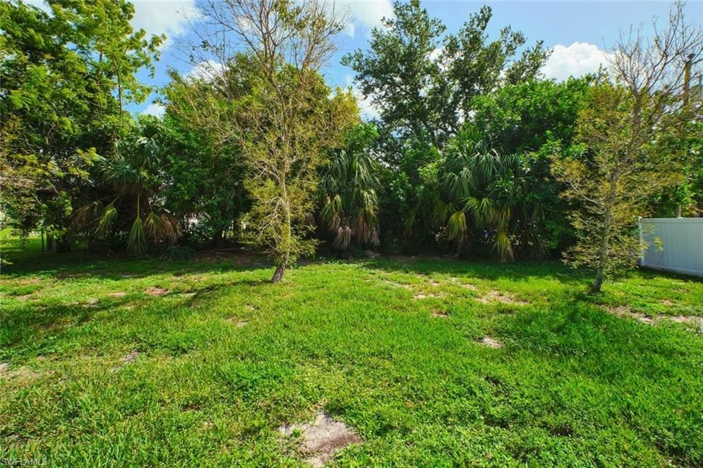Image 36 of property listing at 235 SW 12th ST, Cape Coral, FL 33991