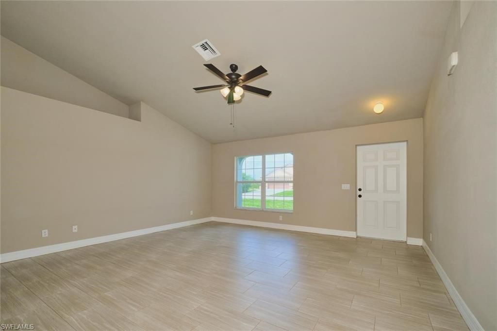 Image 6 of property listing at 235 SW 12th ST, Cape Coral, FL 33991