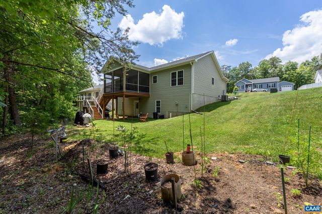 261 BARRINGTON DR, Stanardsville, VA 22973