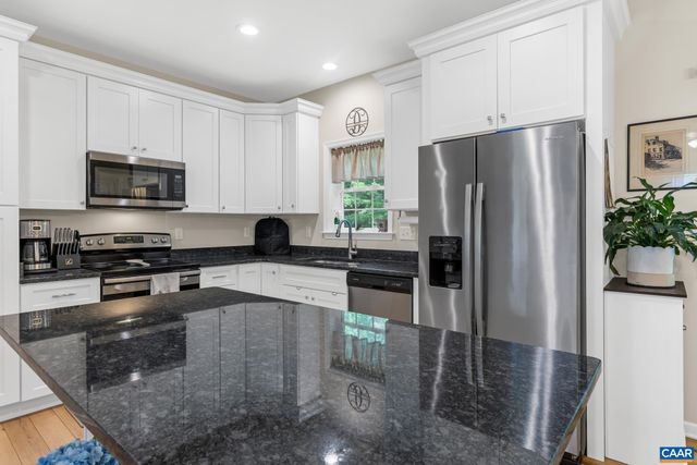 261 BARRINGTON DR, Stanardsville, VA 22973