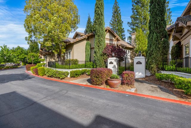 9814 Villa Francisco Ln, Granite Bay, CA 95746
