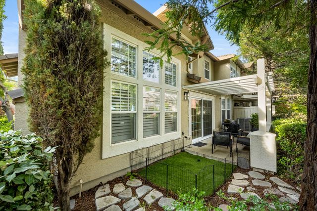9814 Villa Francisco Ln, Granite Bay, CA 95746