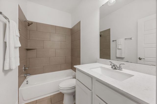 1917 Woolsey WAY, Leander, TX 78641