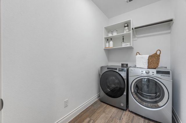 1917 Woolsey WAY, Leander, TX 78641