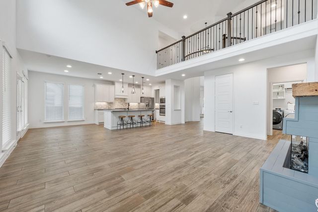 1917 Woolsey WAY, Leander, TX 78641