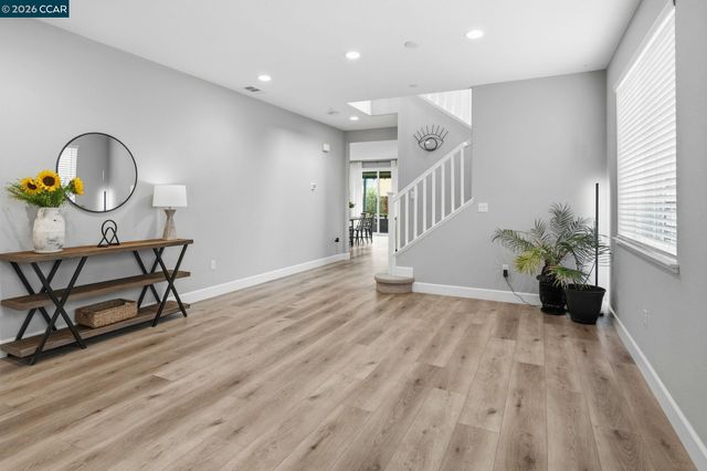 5227 Waterleaf Ln, Fairfield, CA 94534