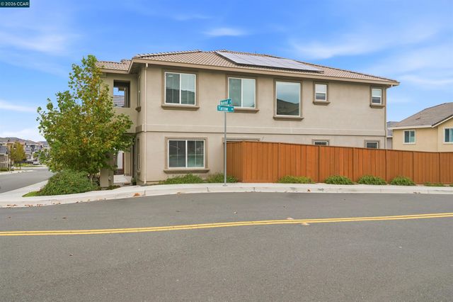 5227 Waterleaf Ln, Fairfield, CA 94534