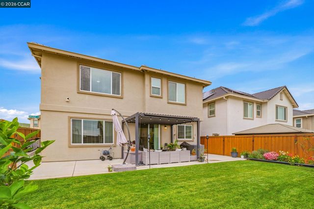 5227 Waterleaf Ln, Fairfield, CA 94534