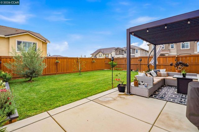 5227 Waterleaf Ln, Fairfield, CA 94534