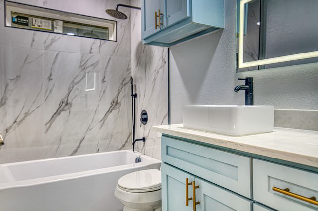 2370 San Marcus Avenue, Dallas, TX 75228