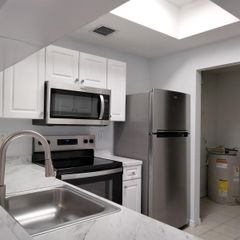 2803 Sarento Place 111, Palm Beach Gardens, FL 33410