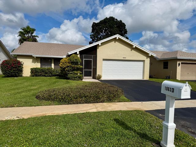 10633 Greenbriar Court, Boca Raton, FL 33498
