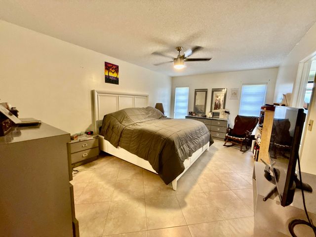 10633 Greenbriar Court, Boca Raton, FL 33498