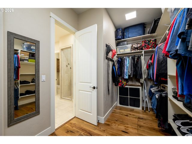 225 SUMMIT RIDGE Ln, Roseburg, OR 97471