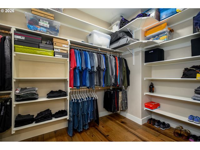 225 SUMMIT RIDGE Ln, Roseburg, OR 97471