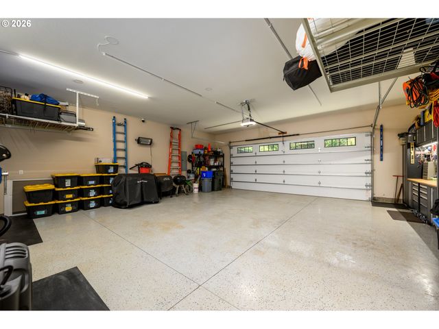 225 SUMMIT RIDGE Ln, Roseburg, OR 97471