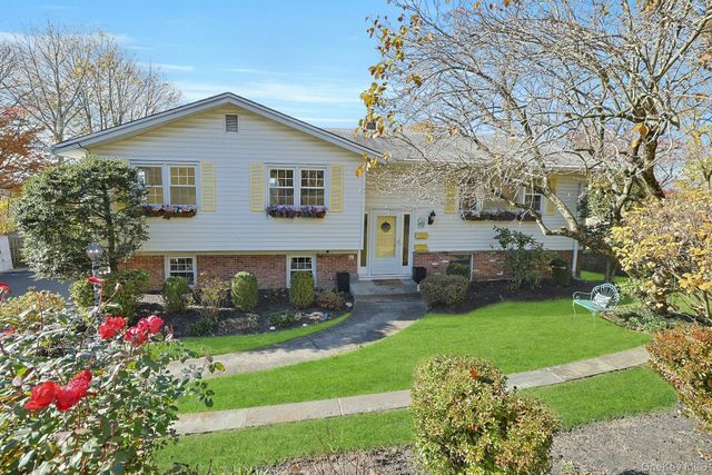 29 Woodland Avenue, Tarrytown, NY 10591