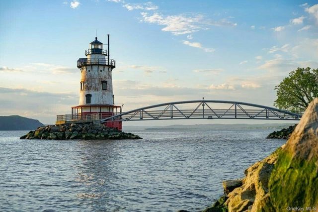 29 Woodland Avenue, Tarrytown, NY 10591