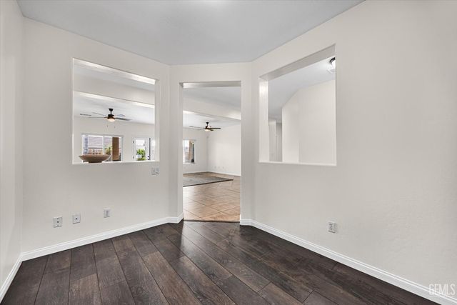 11515 Regarse Drive, Bakersfield, CA 93311