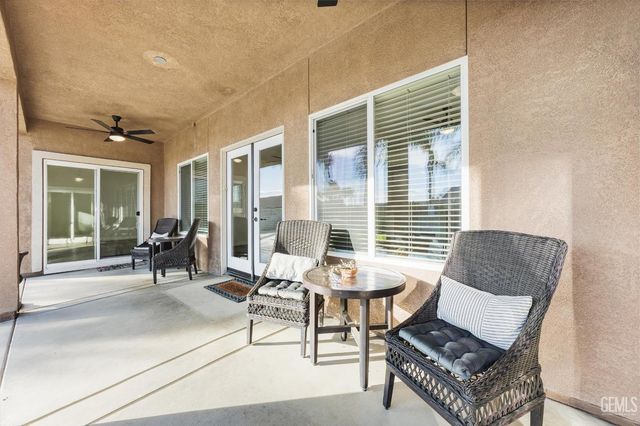 11515 Regarse Drive, Bakersfield, CA 93311