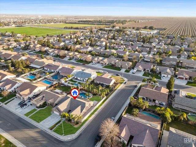 11515 Regarse Drive, Bakersfield, CA 93311