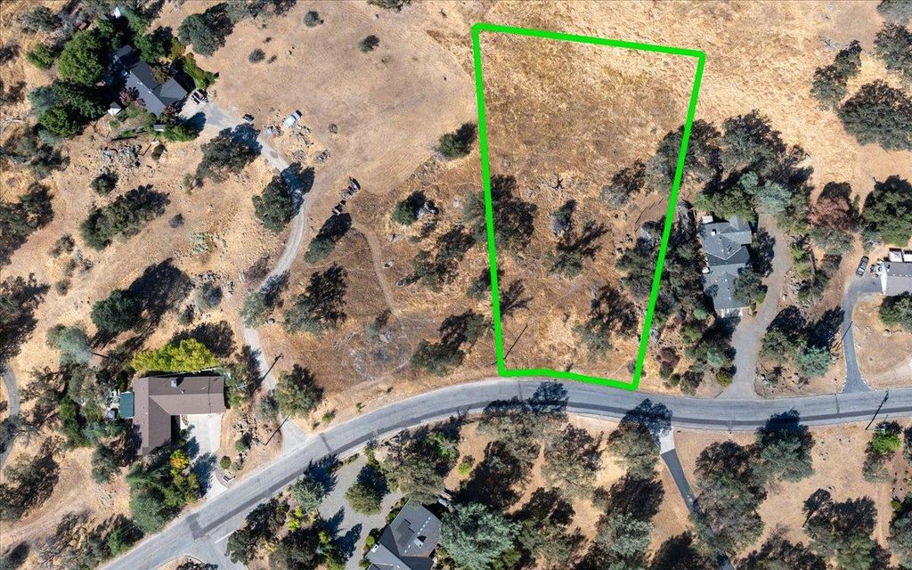 Image 1 of property listing at 0 Crystal Cave Circle, Coarsegold, CA 93614