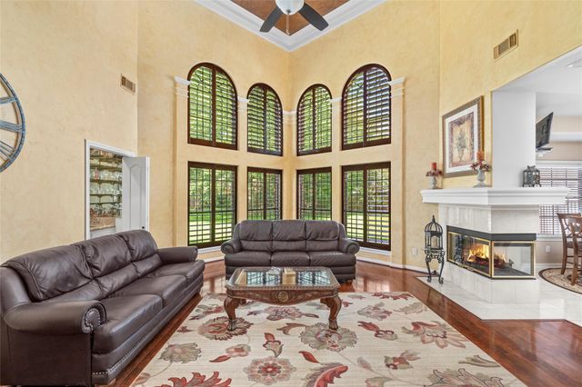 16 Fosters Court, Sugar Land, TX 77479