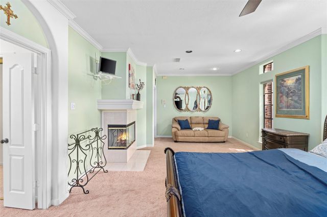 16 Fosters Court, Sugar Land, TX 77479