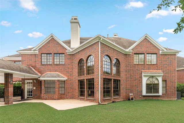 16 Fosters Court, Sugar Land, TX 77479