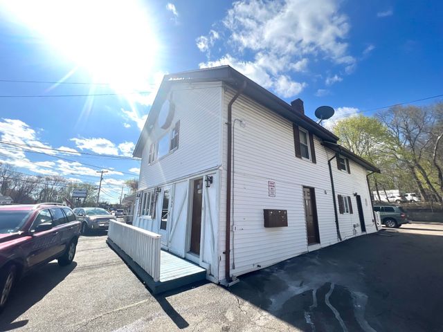 542 Columbian St. 1, Weymouth, MA 02190