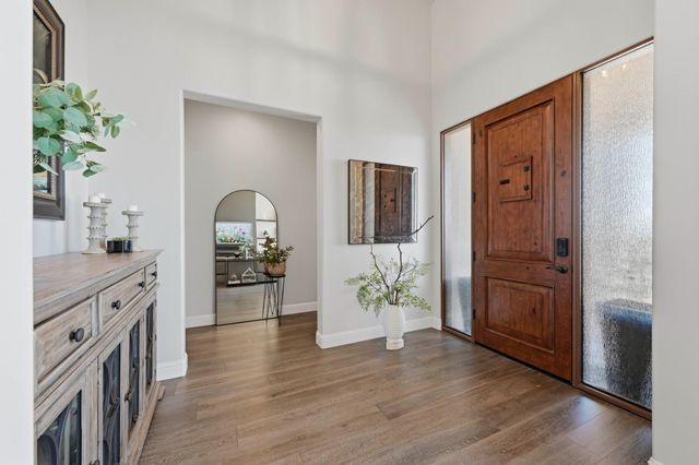 1740 Margaret Ct, Auburn, CA 95603