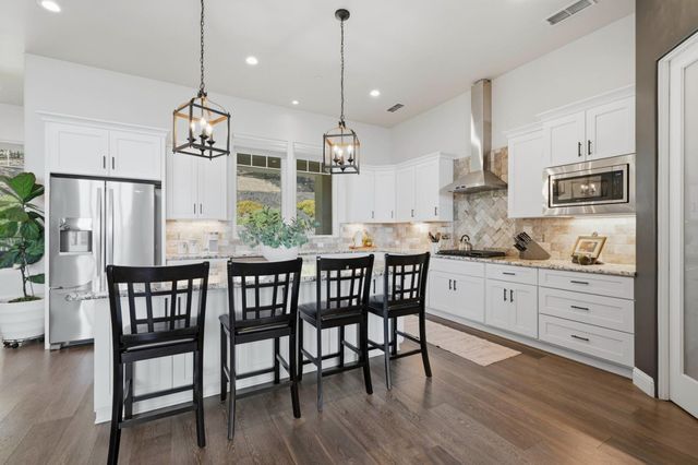 1740 Margaret Ct, Auburn, CA 95603