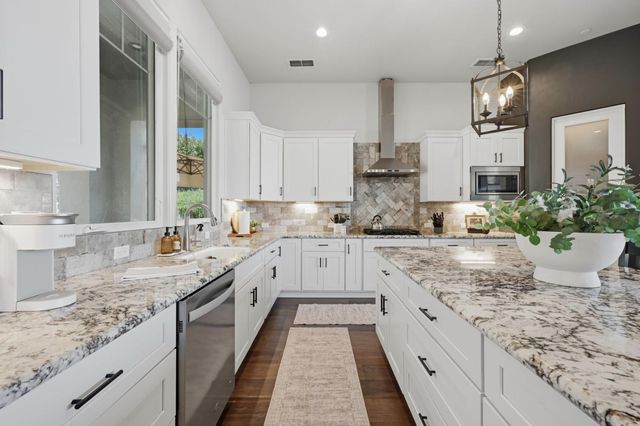 1740 Margaret Ct, Auburn, CA 95603