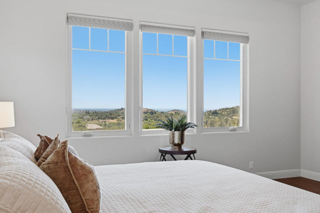 1740 Margaret Ct, Auburn, CA 95603